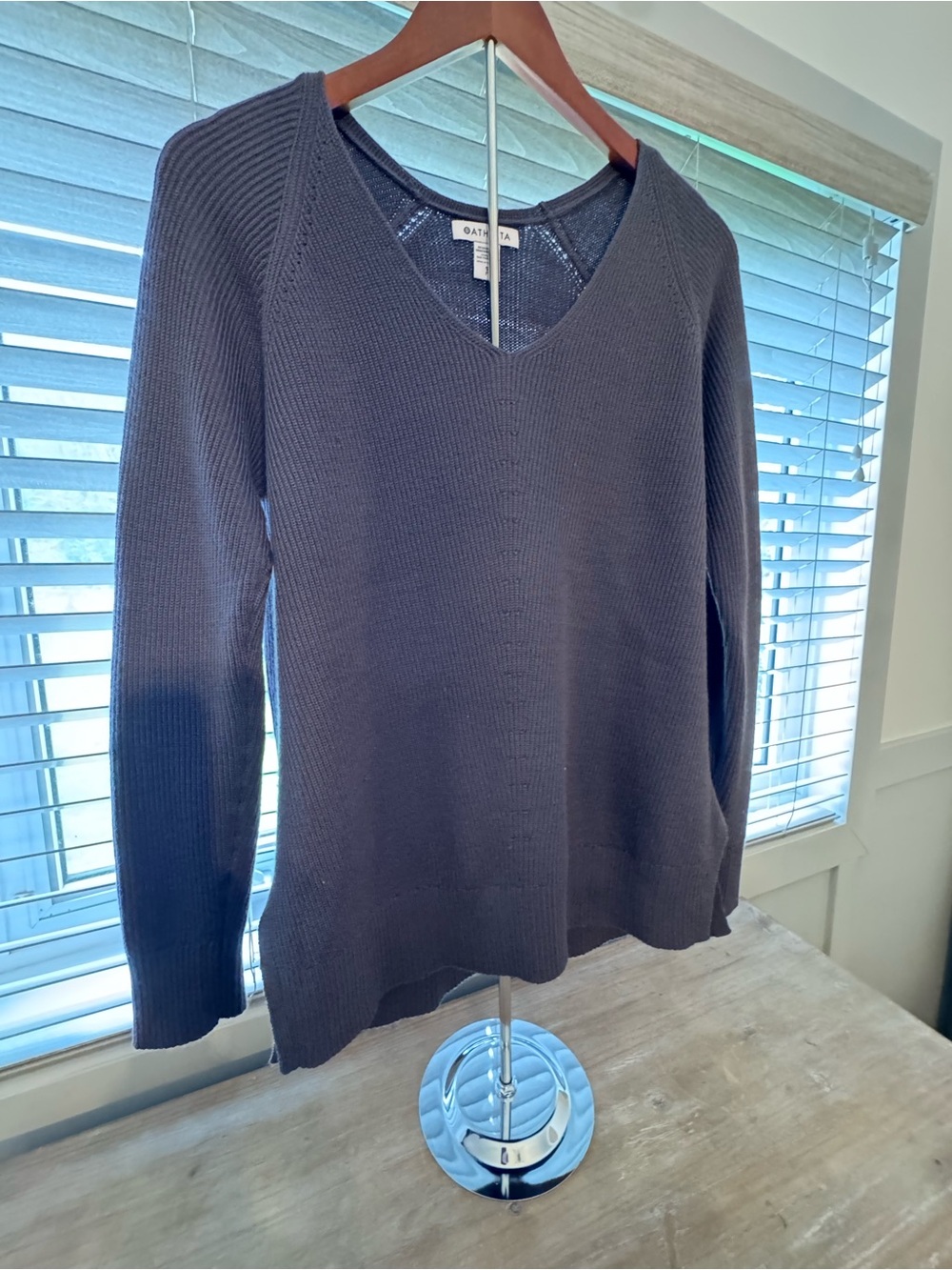 Athleta Purple V-Neck Ribbed Pullover Sweater